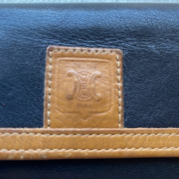 Celine Key Holder - Picture 2 of 9